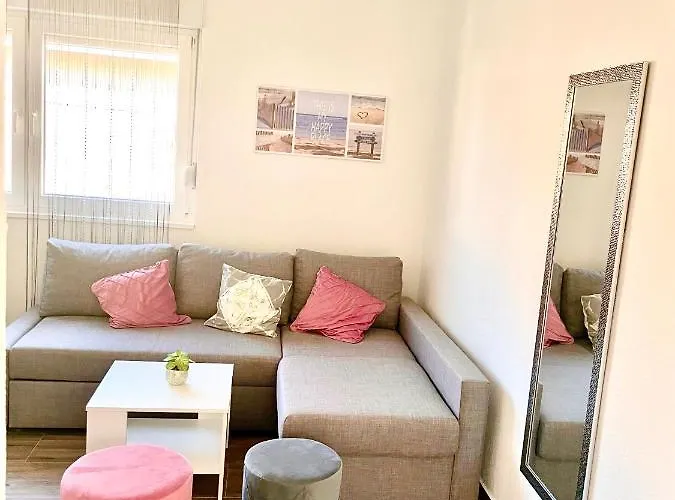 Lucija 2 Apartment Kastela